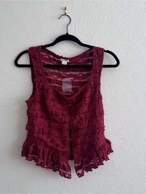 Urban Outfitters Burgundy Lace Ruffle Alt Tank New with Tags
